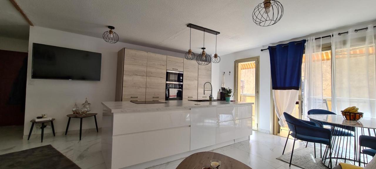 En Exclusivite T3 A 2 Pas Des Plages De St Raphael Сен-Рафаель Екстер'єр фото