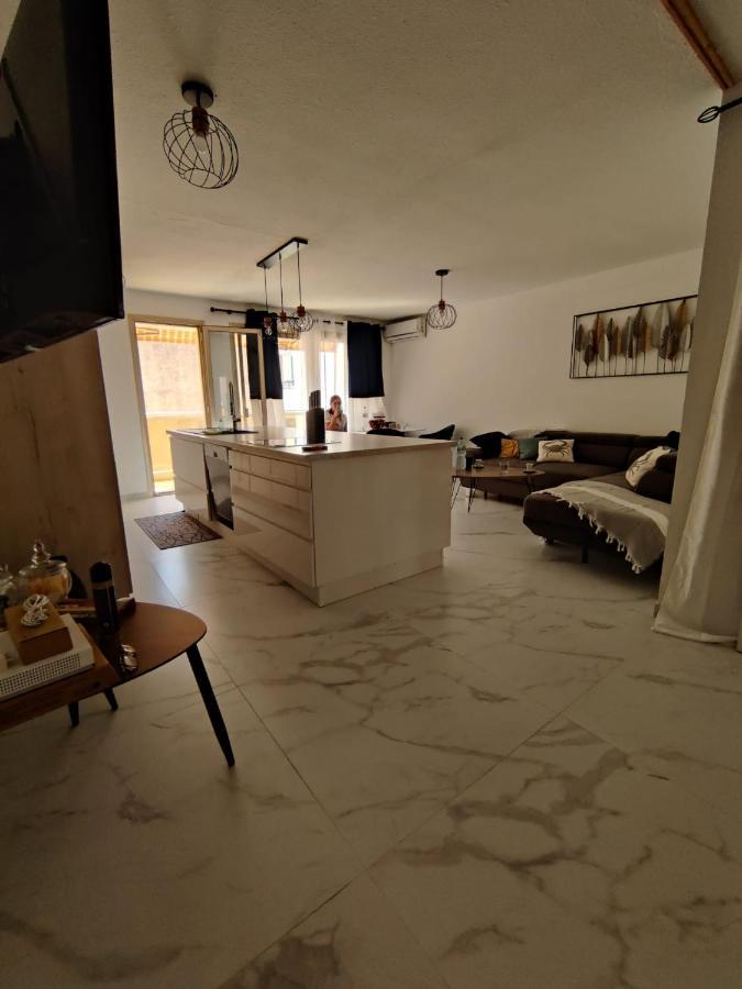 En Exclusivite T3 A 2 Pas Des Plages De St Raphael Сен-Рафаель Екстер'єр фото